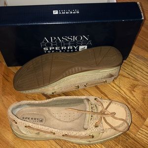 Sperry shoes